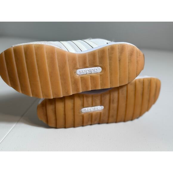 Adidas womens sneaker chalk white Retrorun walk run shoe opalescence sz 7.5 - Picture 10 of 10